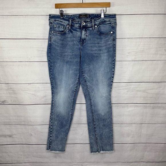 Torrid Crop Boyfriend Straight Vintage Stretch Mid-Rise Jeans Size 12 - Picture 4 of 13